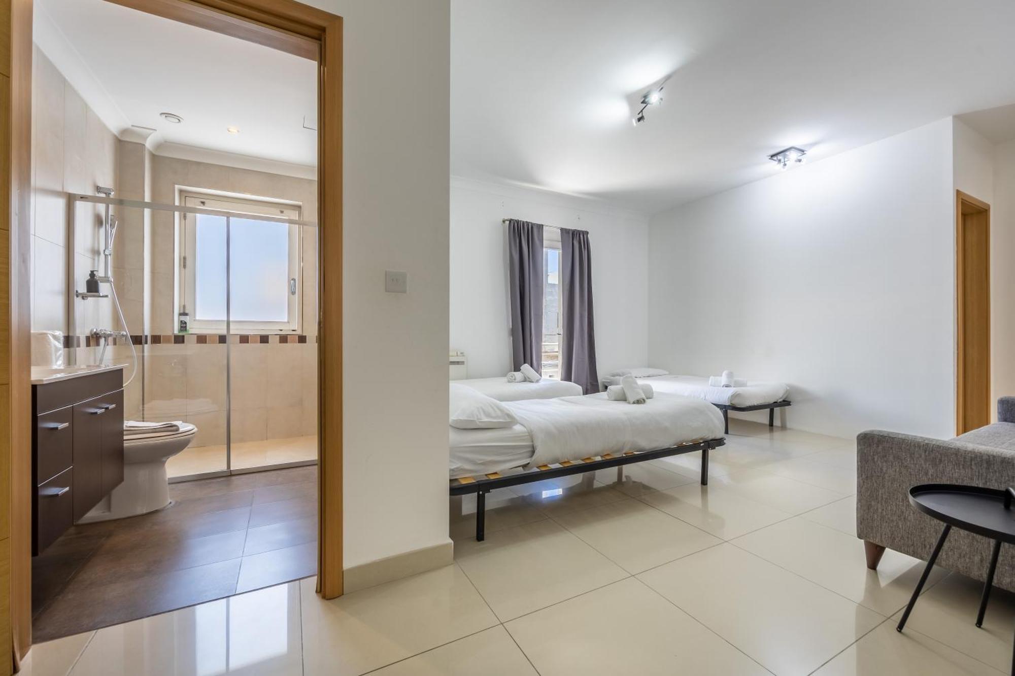 Hard To Come By - Modern & Huge House In Σλιέμα Εξωτερικό φωτογραφία